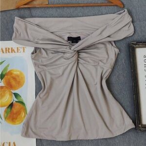 House of Harlow 1960 cream Top - size small